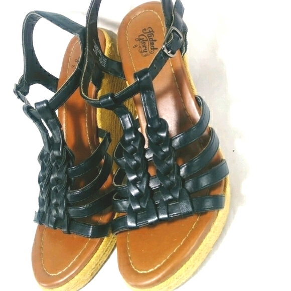 Strappy wedge sandals - Picture 5 of 15